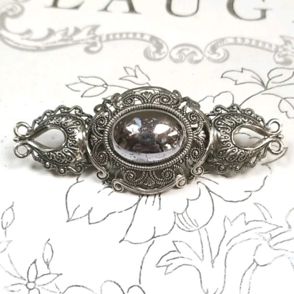 Vintage Mid Century Antiqued Silver Tone Metal Brooch Pin - Picture 4 of 11